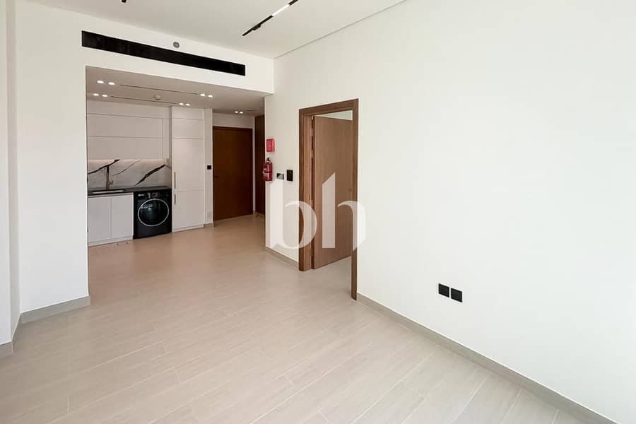 Spacious | Private Terrace | Ready To Move