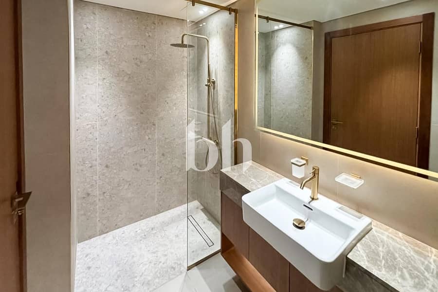 Spacious | Private Terrace | Ready To Move - Image 7