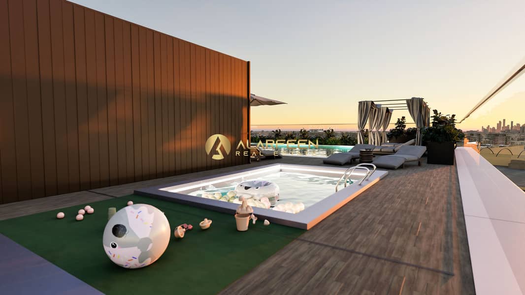 Beach front | Furnished | Luxury Living - Image 13