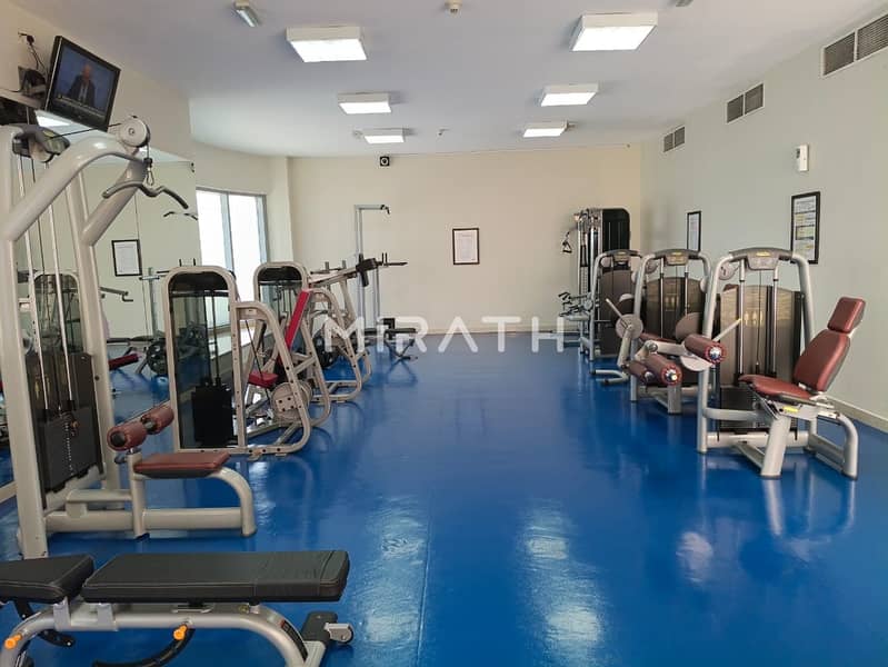 NO COMMISSION || BRIGHT & SPACIOUS HALL || MODERN KITCHEN || HUGE BALCONY - Image 19