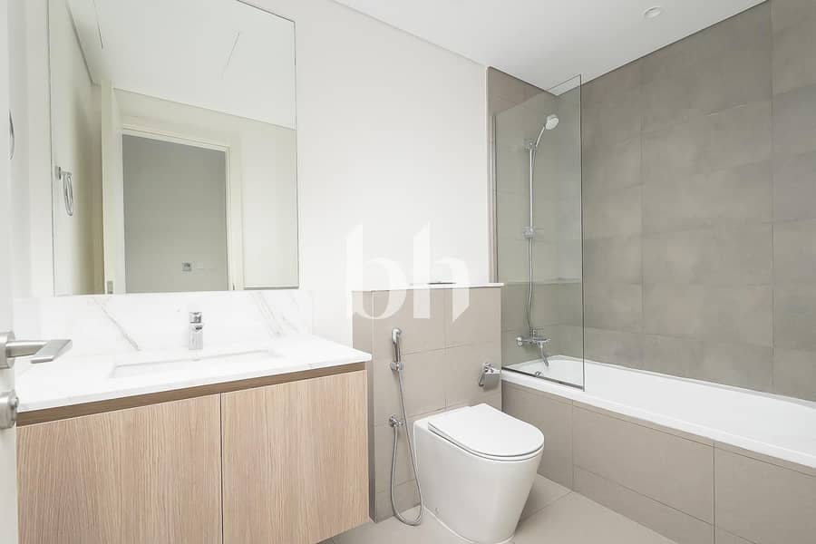 Landscaped Garden | Under Warranty | Close to Pool - Image 6