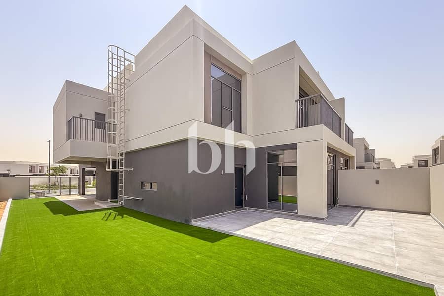 Landscaped Garden | Under Warranty | Close to Pool - Image 13