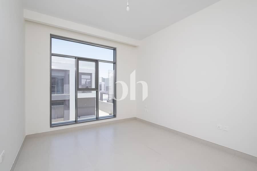 Landscaped Garden | Under Warranty | Close to Pool - Image 16