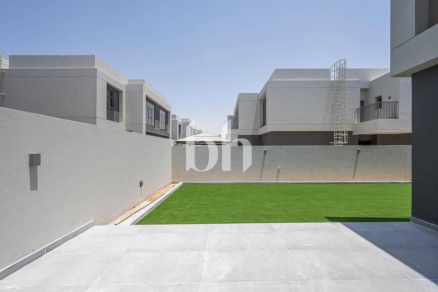 Landscaped Garden | Under Warranty | Close to Pool - Image 23