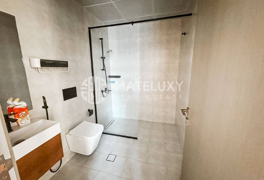 Spacious and Bright | Well Maintained | 2BHK - Image 8