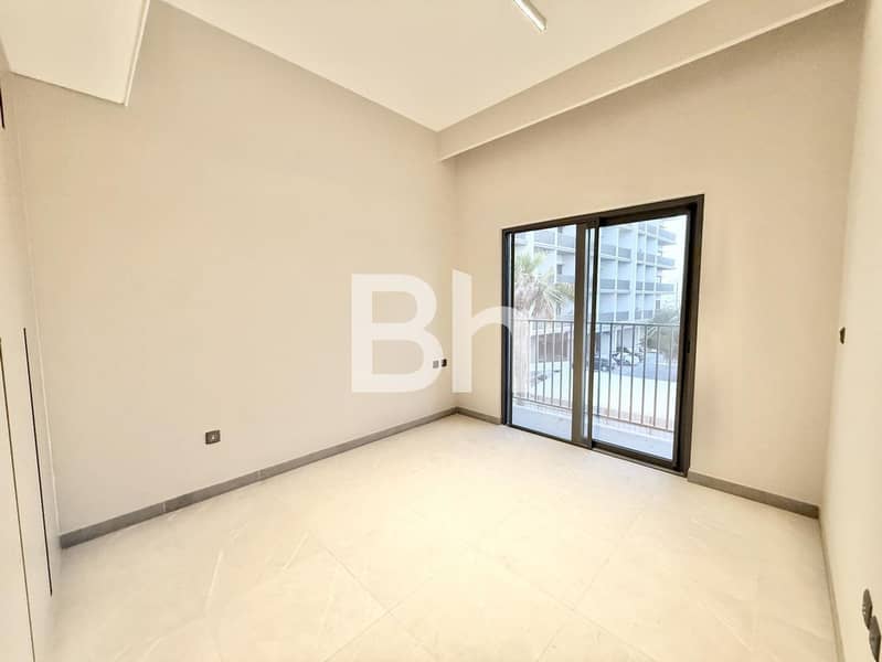 Prime Location | Burj View | Single Row - Image 9