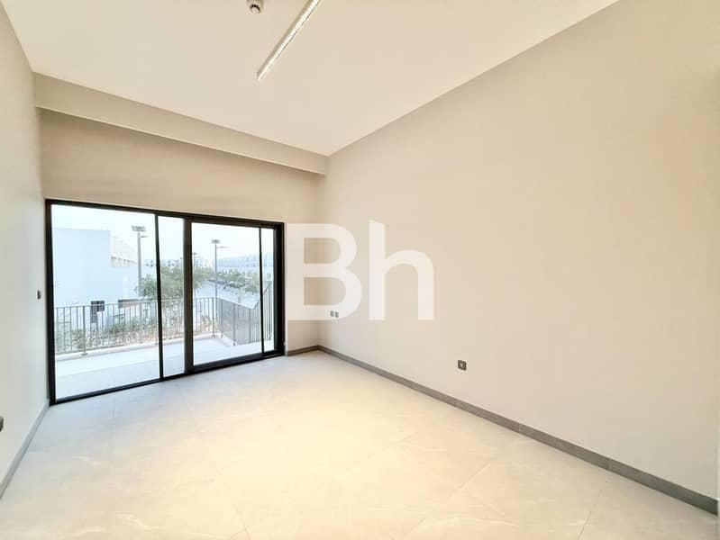 Prime Location | Burj View | Single Row - Image 14