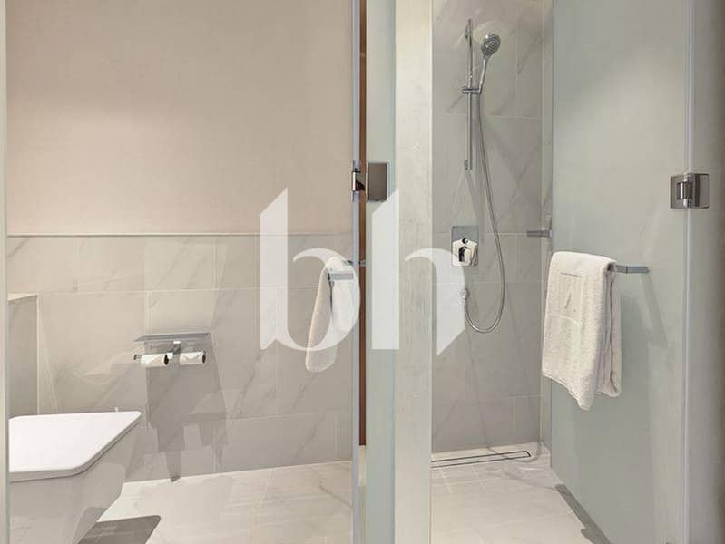 Stunning View | Premium Furnishing | Creek Views - Image 11