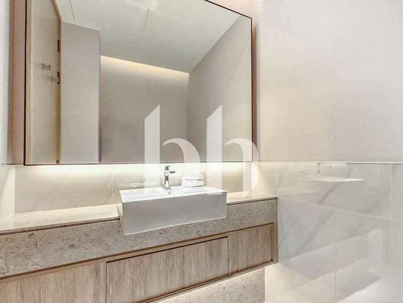 Stunning View | Premium Furnishing | Creek Views - Image 12