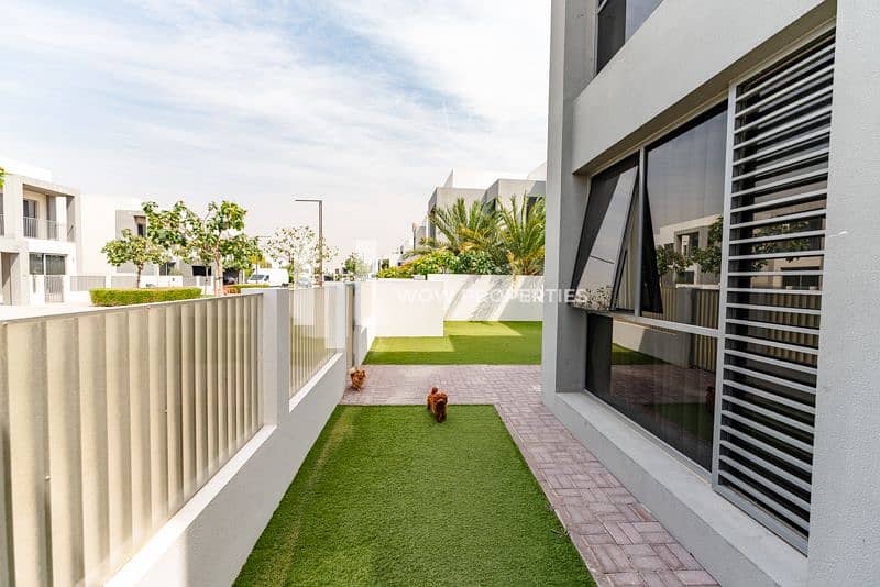 Exclusive | Modern and Spacious Villa | Vacant - Image 6