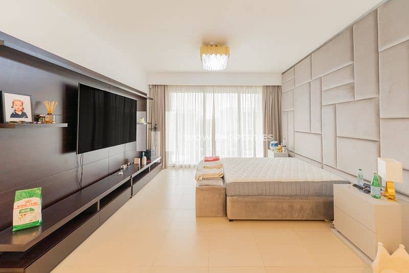 Exclusive | Modern and Spacious Villa | Vacant - Image 13