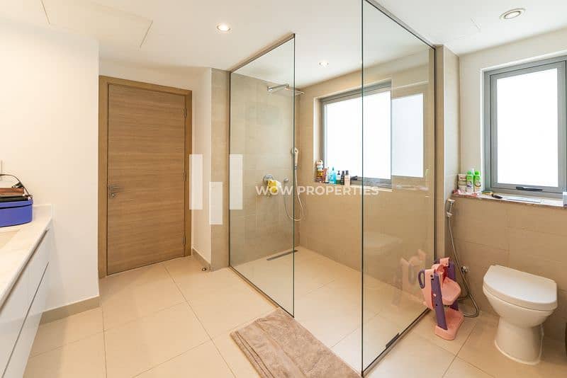 Exclusive | Modern and Spacious Villa | Vacant - Image 19