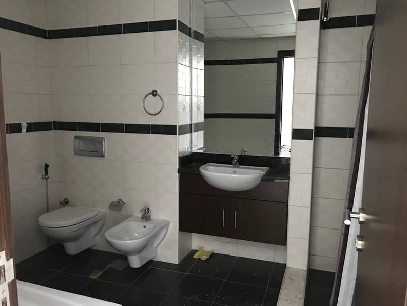 RENTED | CORNER APT | AL KHAIL RD VIEW - Image 8