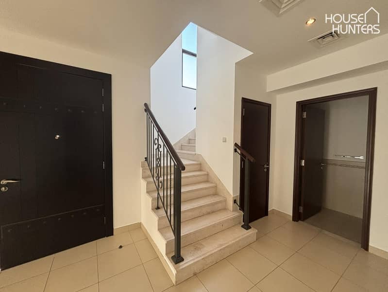 Vacant | Single Row | Large Plot | Mature Garden - Image 8