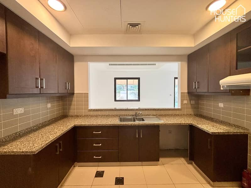 Vacant | Single Row | Large Plot | Mature Garden - Image 18