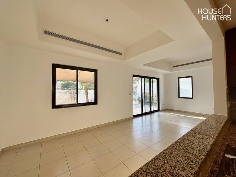 Vacant | Single Row | Large Plot | Mature Garden - Image 9