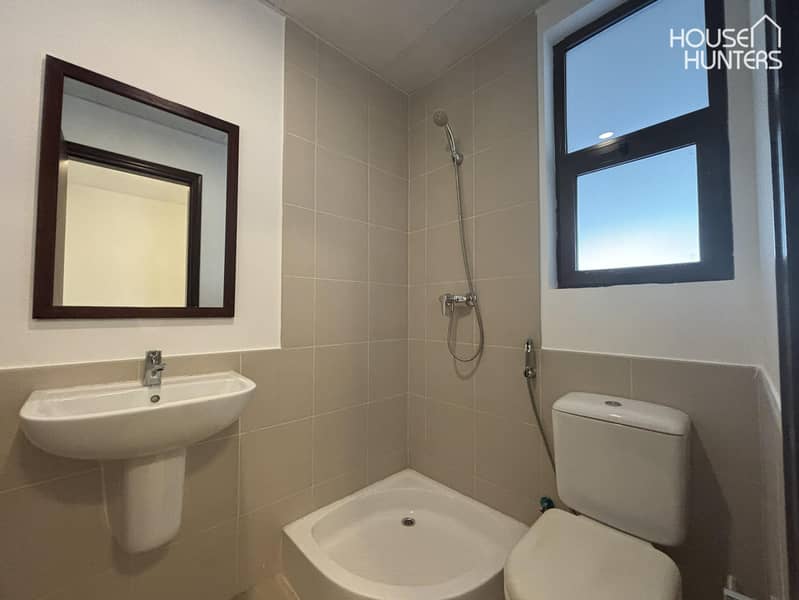 Vacant | Single Row | Large Plot | Mature Garden - Image 10