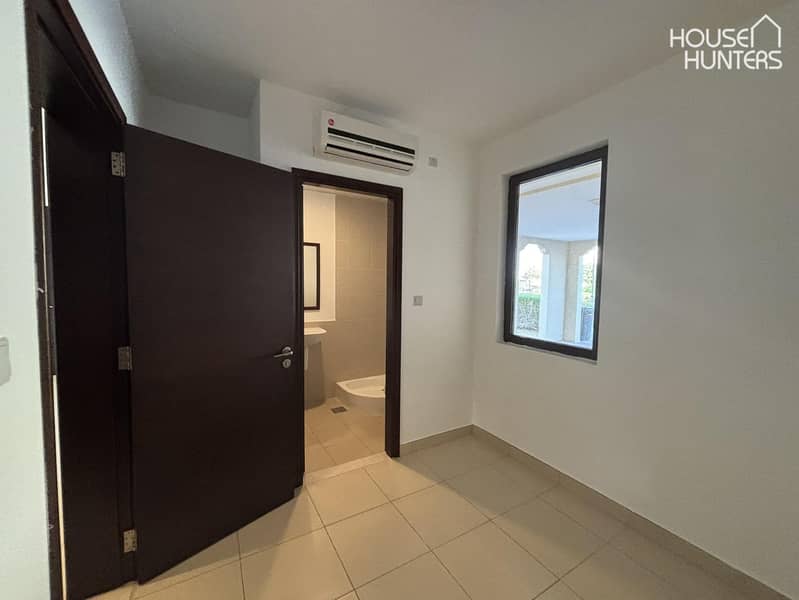 Vacant | Single Row | Large Plot | Mature Garden - Image 11