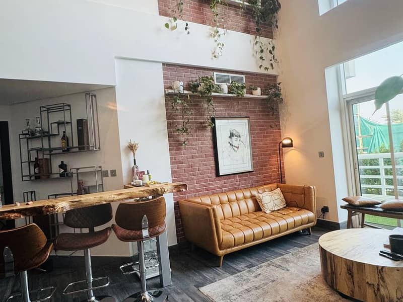 UPGRADED - FURNISHED -2 BR+M - LAKE VIEW - Image 17