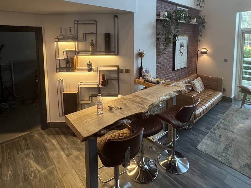 UPGRADED - FURNISHED -2 BR+M - LAKE VIEW - Image 30