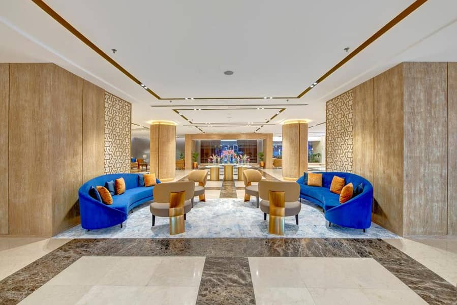 Metro Access | Bills Included | Fully Furnished - Image 10