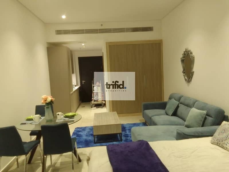 FULLY FURNISHED | GREAT AMENITIES | BIG LAYOUT