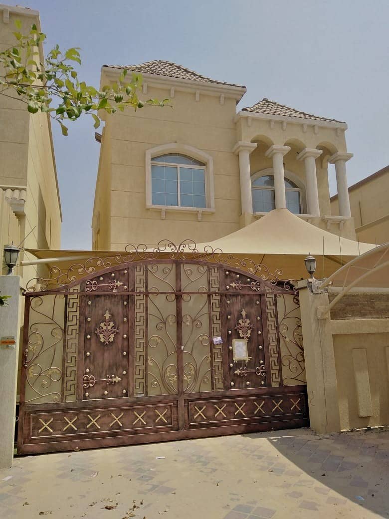 Villa for sale in Ajman Mowaihat area with electricity and water at a very attractive price
