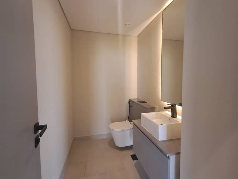 Burj Khalifa View | Near to Pool | Vacant on 24 January 2026 - Image 13