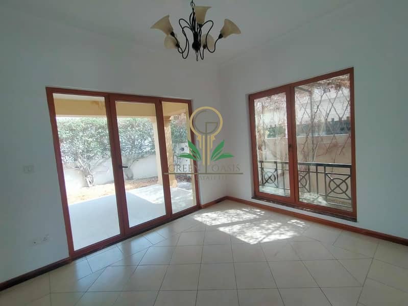 Villa in Jumeirah > Jumeirah 1