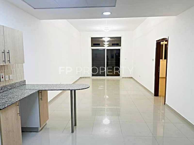 Spacious , Bright And Biggest Size of 1BR - Ready