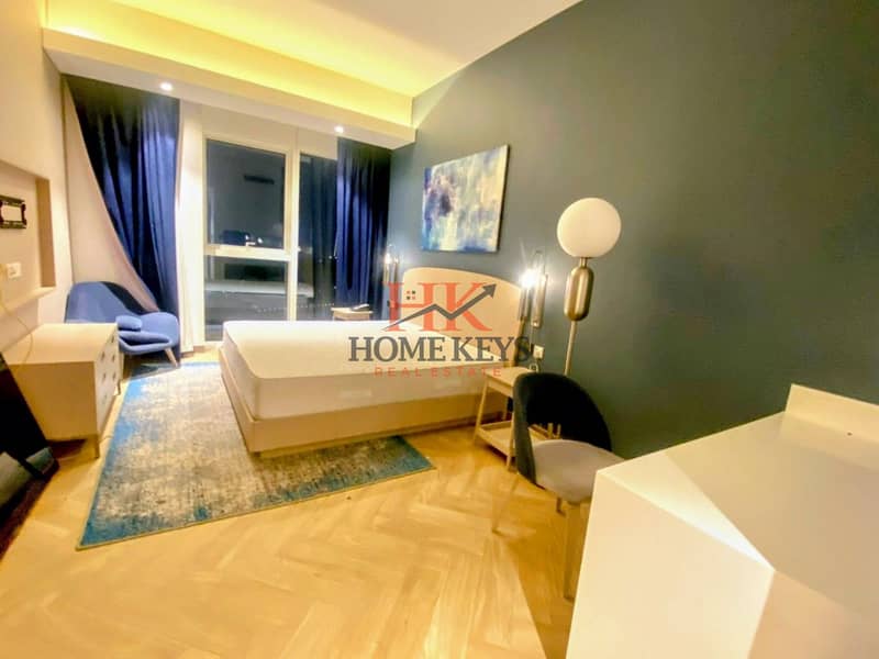 High-End Furnishing || Free Chillers & Internet || Panoramic Sea View || All Bills Included