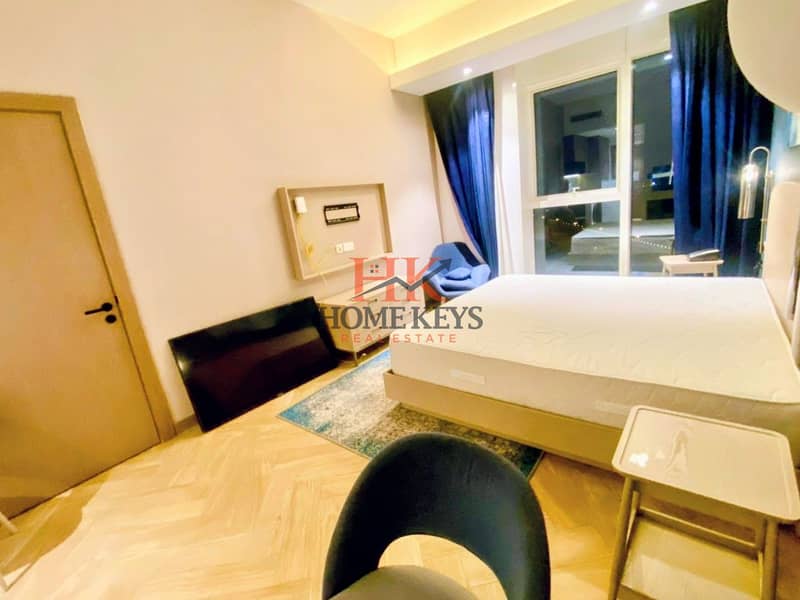 High-End Furnishing || Free Chillers & Internet || Panoramic Sea View || All Bills Included