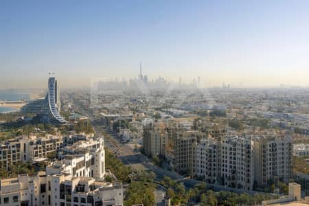 A closer look at Penthouse By Highest Floor