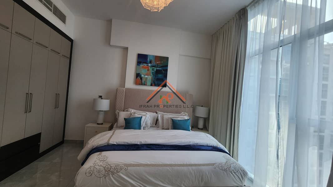 LAVISHED FULLY FURNISHED/PRIME LOCATION/VACANT - Image 14