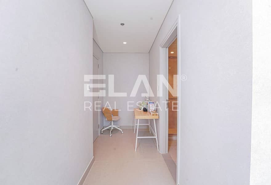 Spacious Layout | Pent-House | High Floor - Image 21