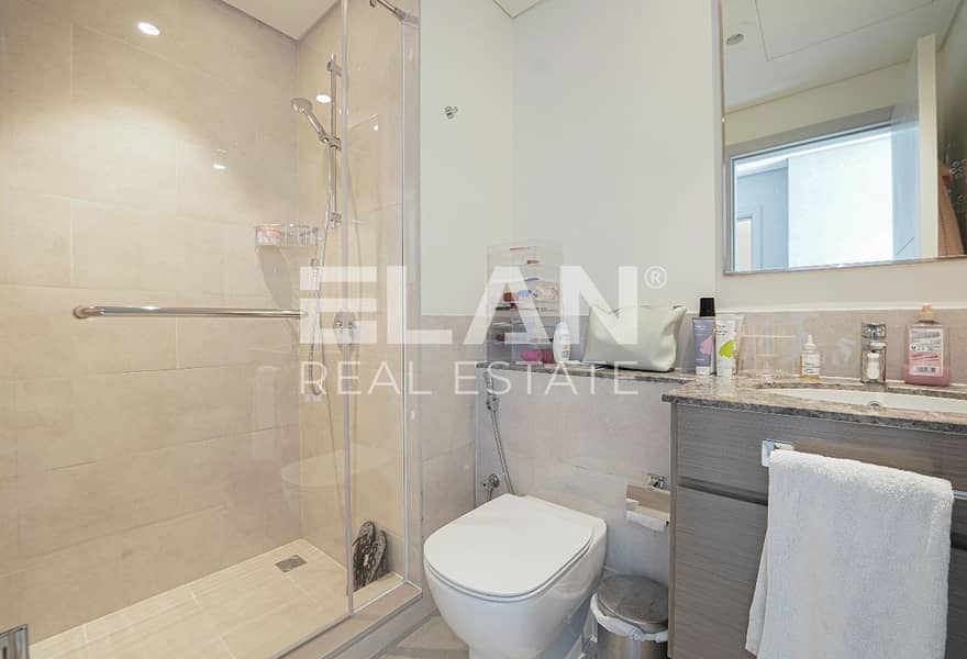 Spacious Layout | Pent-House | High Floor - Image 24