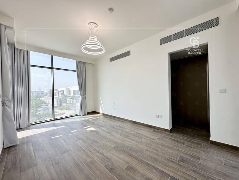 Upgraded | Landscaped | Corner - Image 30