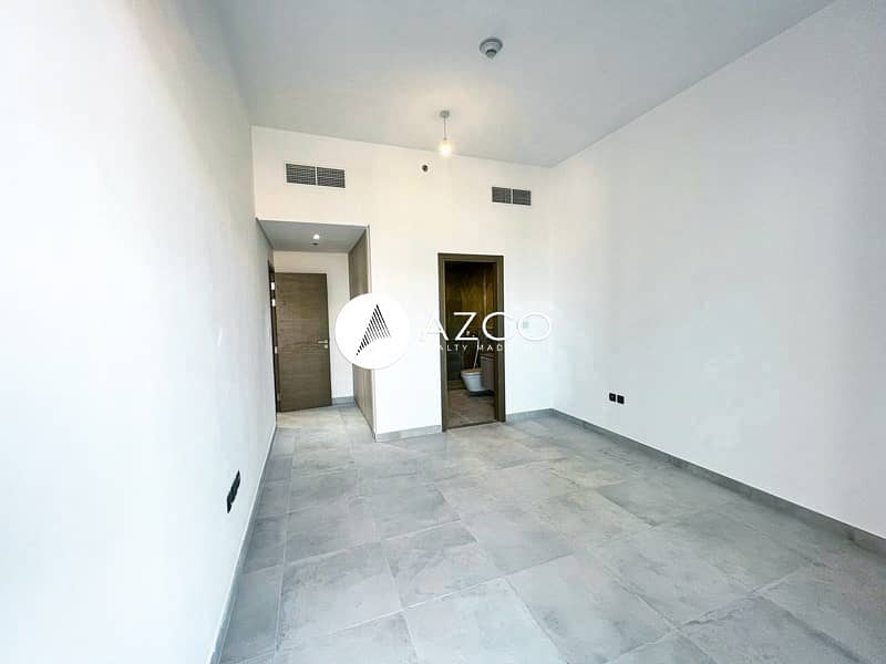 Pet Allowed | Big Terrace | Next to Park