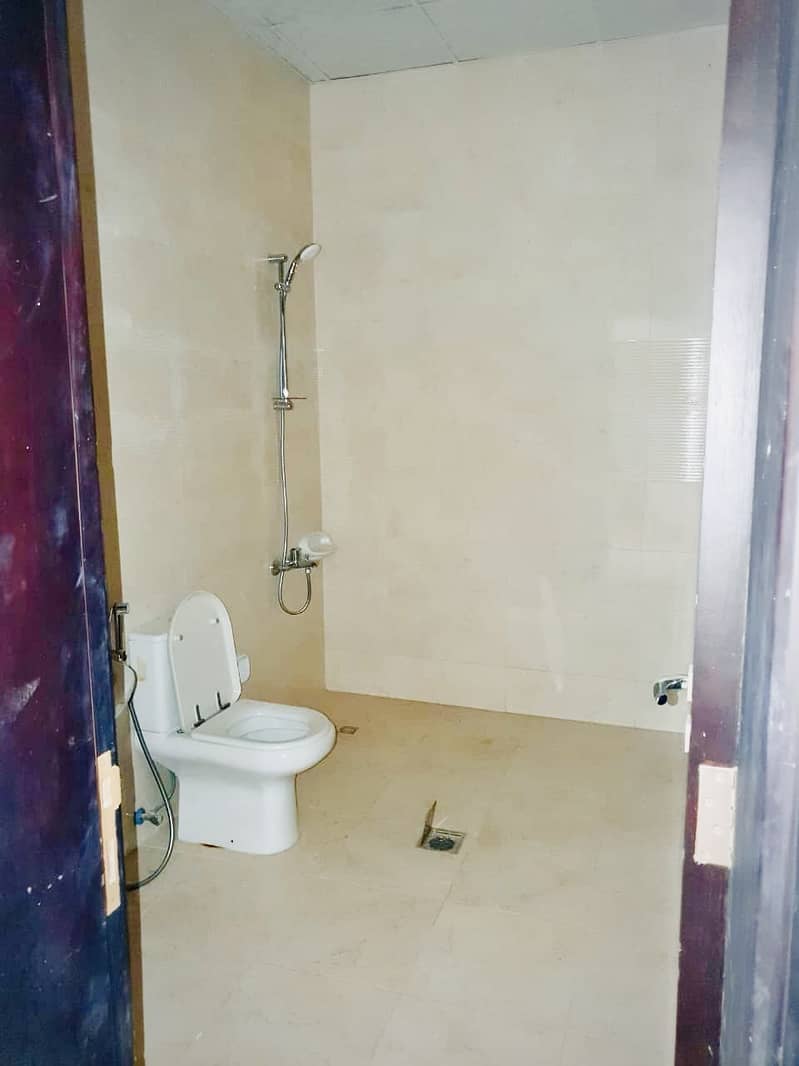 39 ece82758-2aac-42cc-a8bd-00803dbda678. jpg