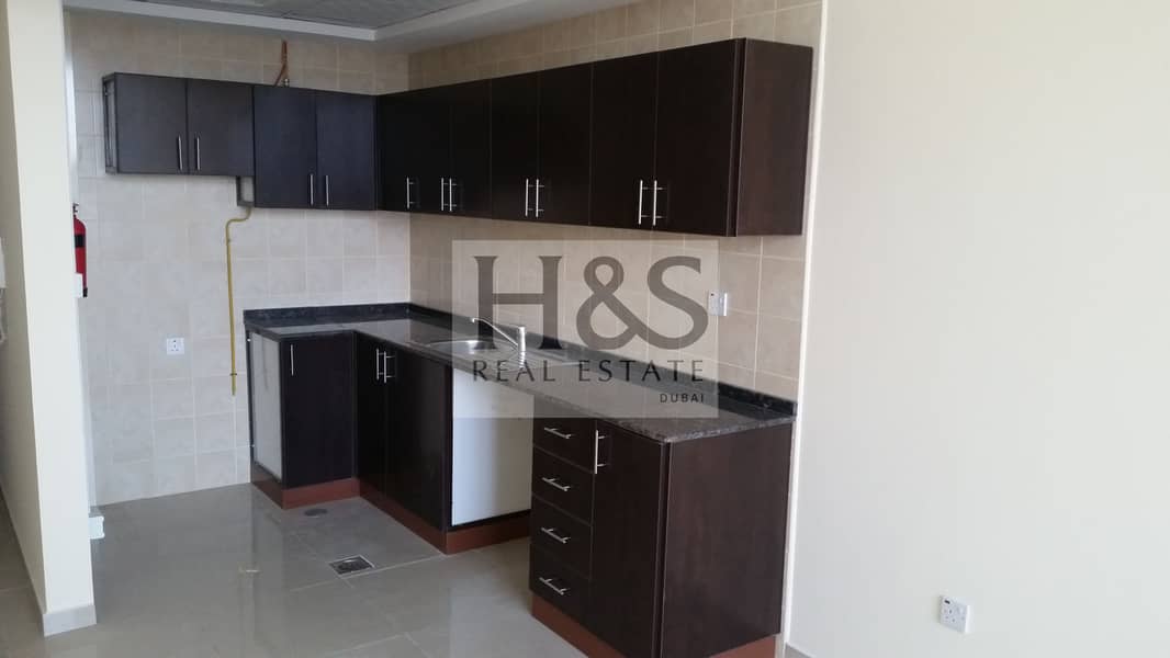 SPACIOUS STUDIO | HIGH FLOOR | PRIME LOCATION
