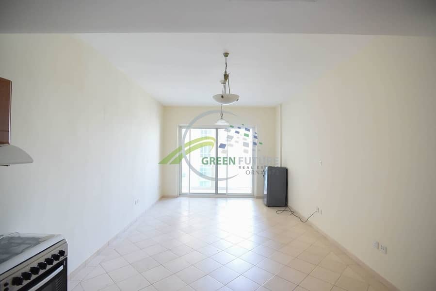 2 Affordable Spacious Unfurnished Studio Unit