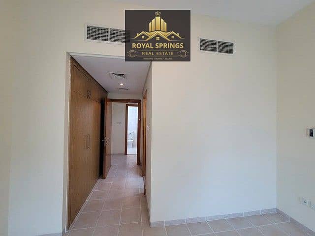10 WhatsApp Image 2025-08-16 at 11.02. 13 AM (Small). jpeg