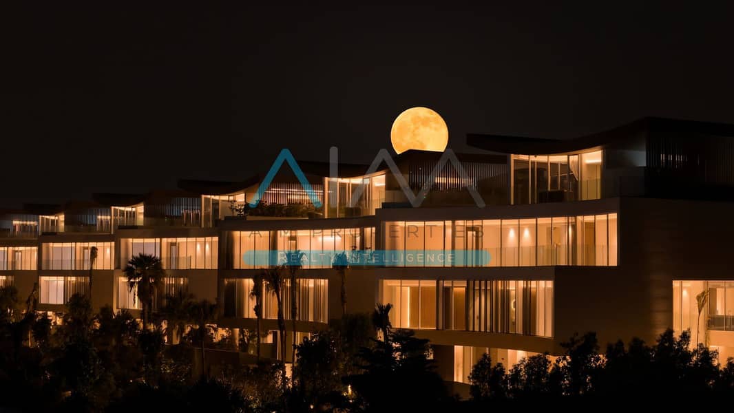 BEACH FRONT VILLA PRIVATE ISLAND SUPER LUXURY FULL SEA VIEW