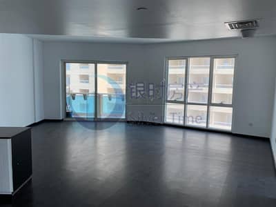 Stunning two bedroom for sale / Pool View Stunning two bedroom for sale / Pool View