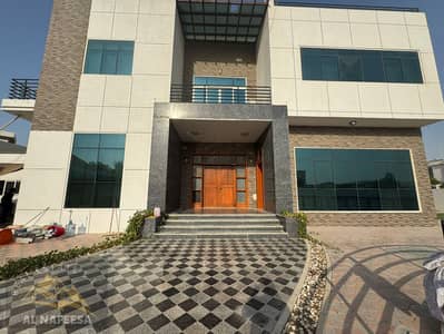 8 Bedroom Villa for Rent in Al Warqaa, Dubai - IMG-20251019-WA0129. jpg 8 Bedroom Villa for Rent in Al Warqaa, Dubai - IMG-20251019-WA0129. jpg