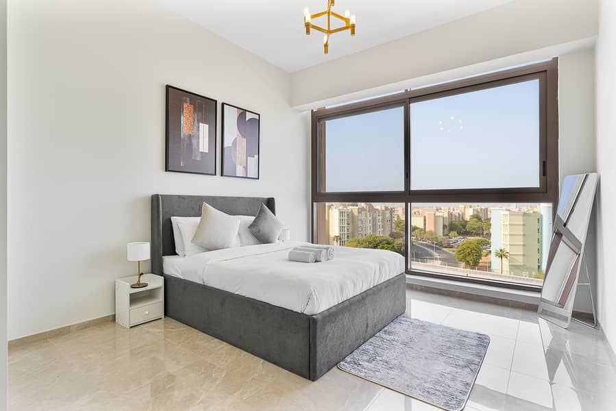 Modern 3Bed | 7 Min Walk to Metro & Near Expo City | Furnished | Flexible term - Image 2