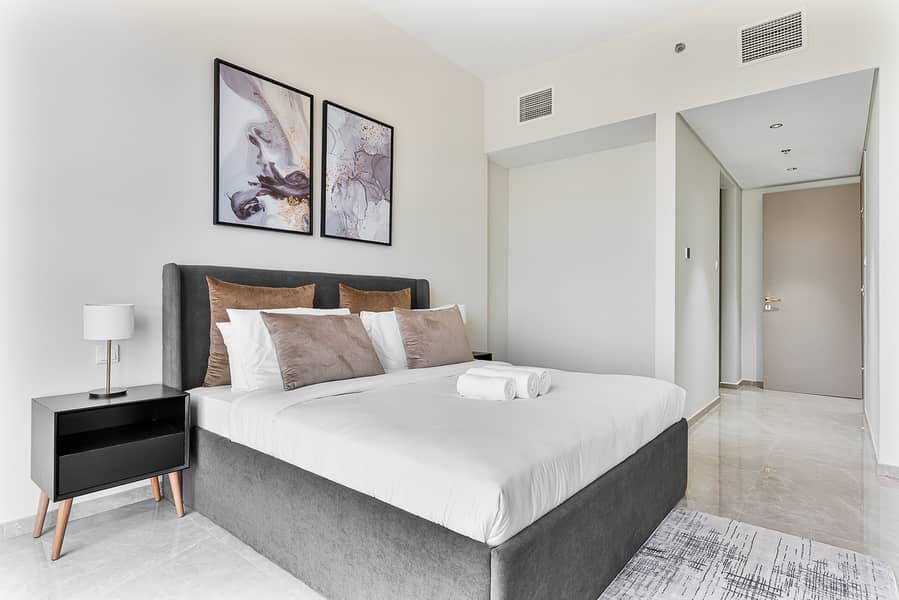 Modern 3Bed | 7 Min Walk to Metro & Near Expo City | Furnished | Flexible term - Image 13
