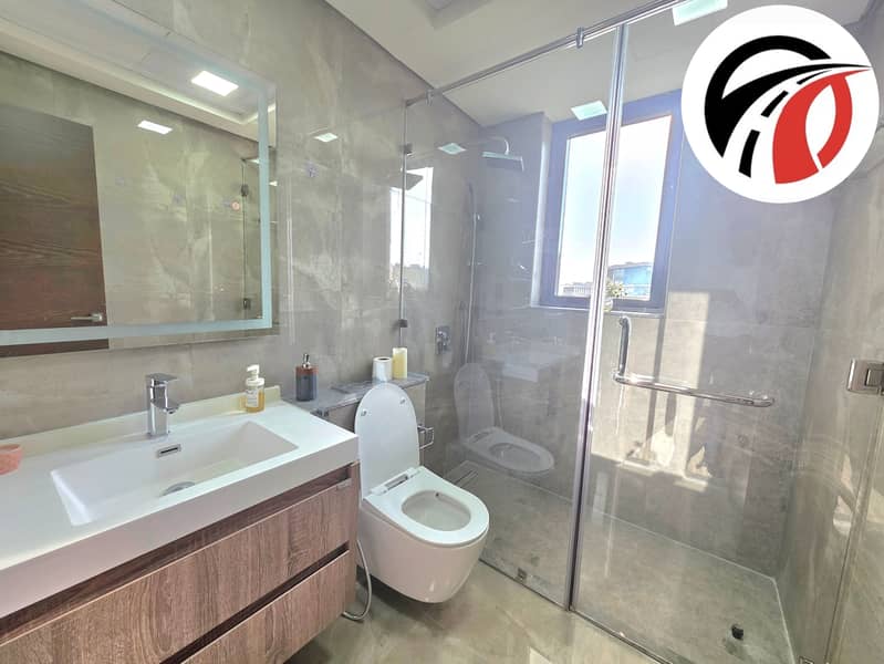 8 20251018_153748. jpg