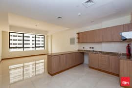 شقة في برج المراد،البرشاء 1،البرشاء 1 غرفة 1099999 درهم - 13123835