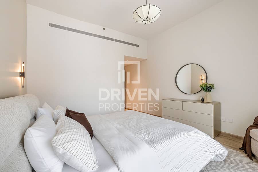 Fully Furnished | Upgraded Unit | Huge Balcony - Image 8